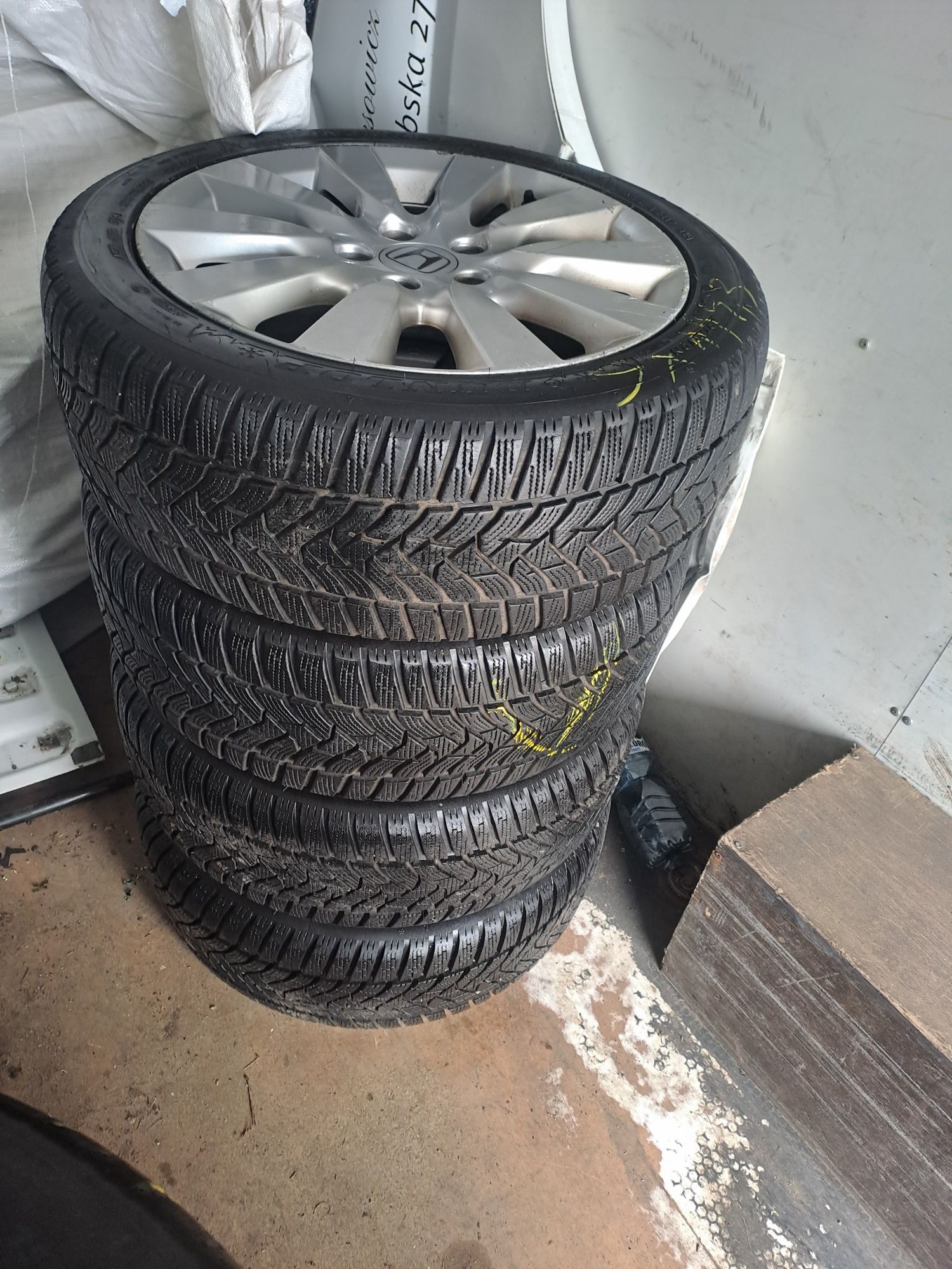 Koła Honda 17cali 5x114.3 et50 z oponami zimowymi 225x45r17