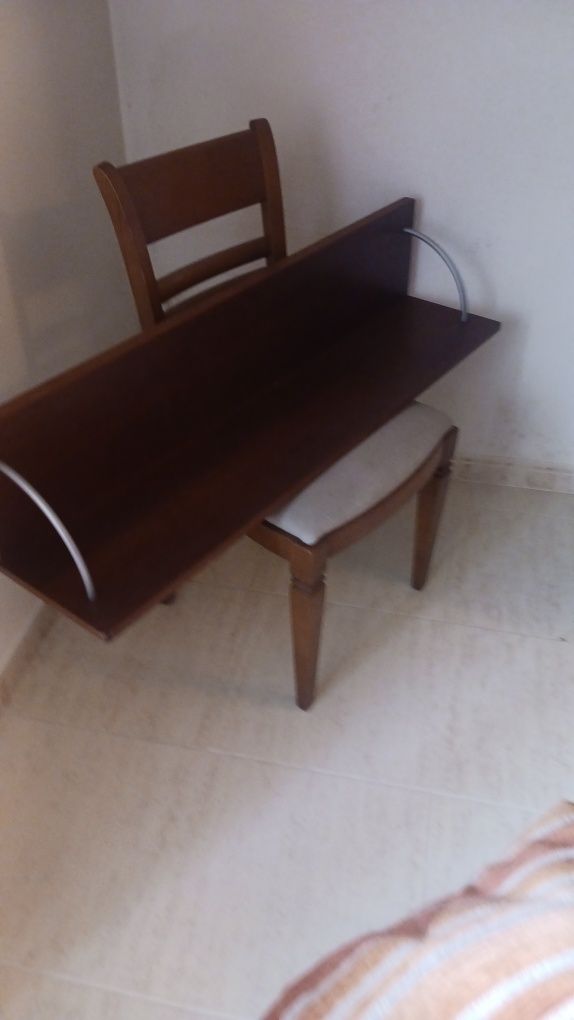 Quarto solteiro completo