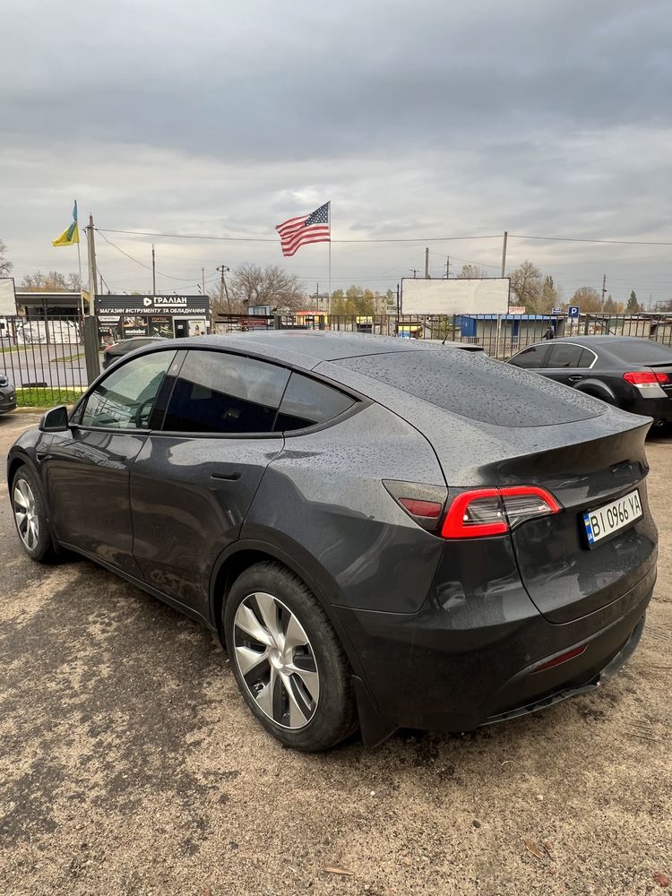 Tesla Model Y Long Range ,2021рік ,82kWh