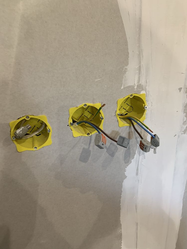 Obras,acabamentos,ladrilhos,eletricidade