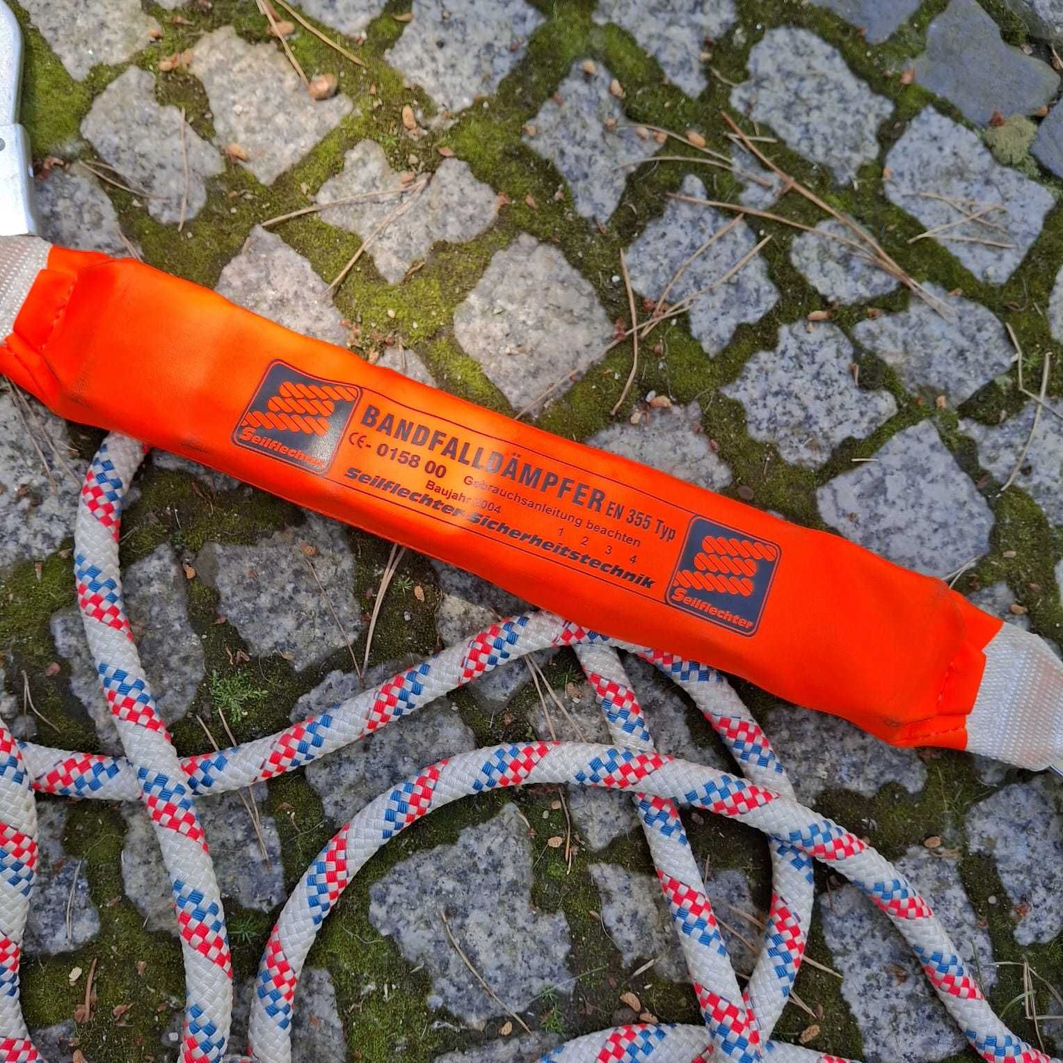 Zestaw zabezpieczający przed upadkiem z wysokości + szelki M-XL