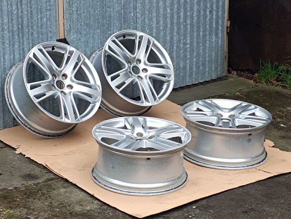 Felgi Aluminiowe Audi S3 S3 RS3 SQ2 Q3 8.0"x18 5x112 ET46