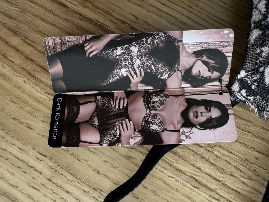 Biustonosz nowy 65D zestaw majtki brytyjskiej firmy Gossard