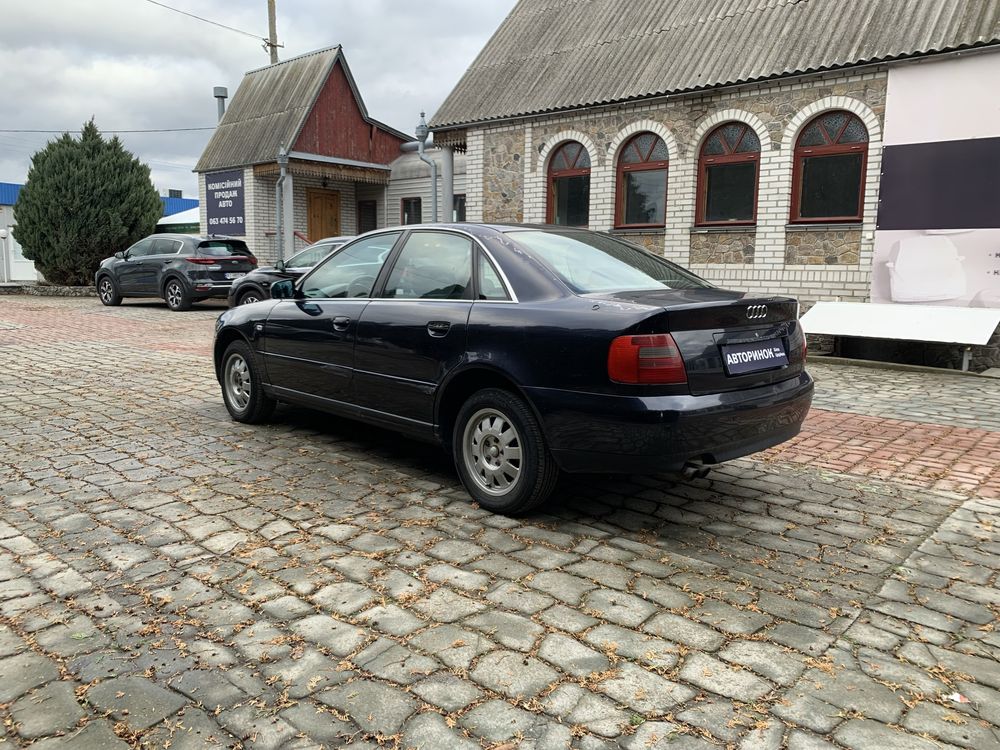 Audi A4 1999 року