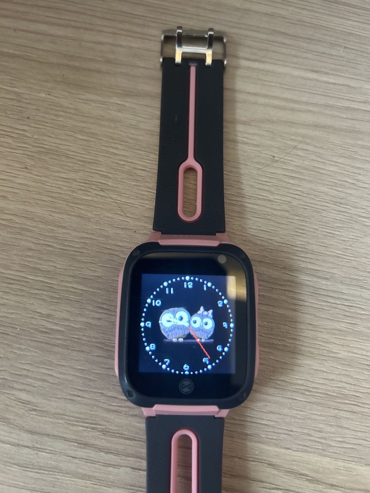 Smartwatch FOREVER Call Me KW-50 Różowy