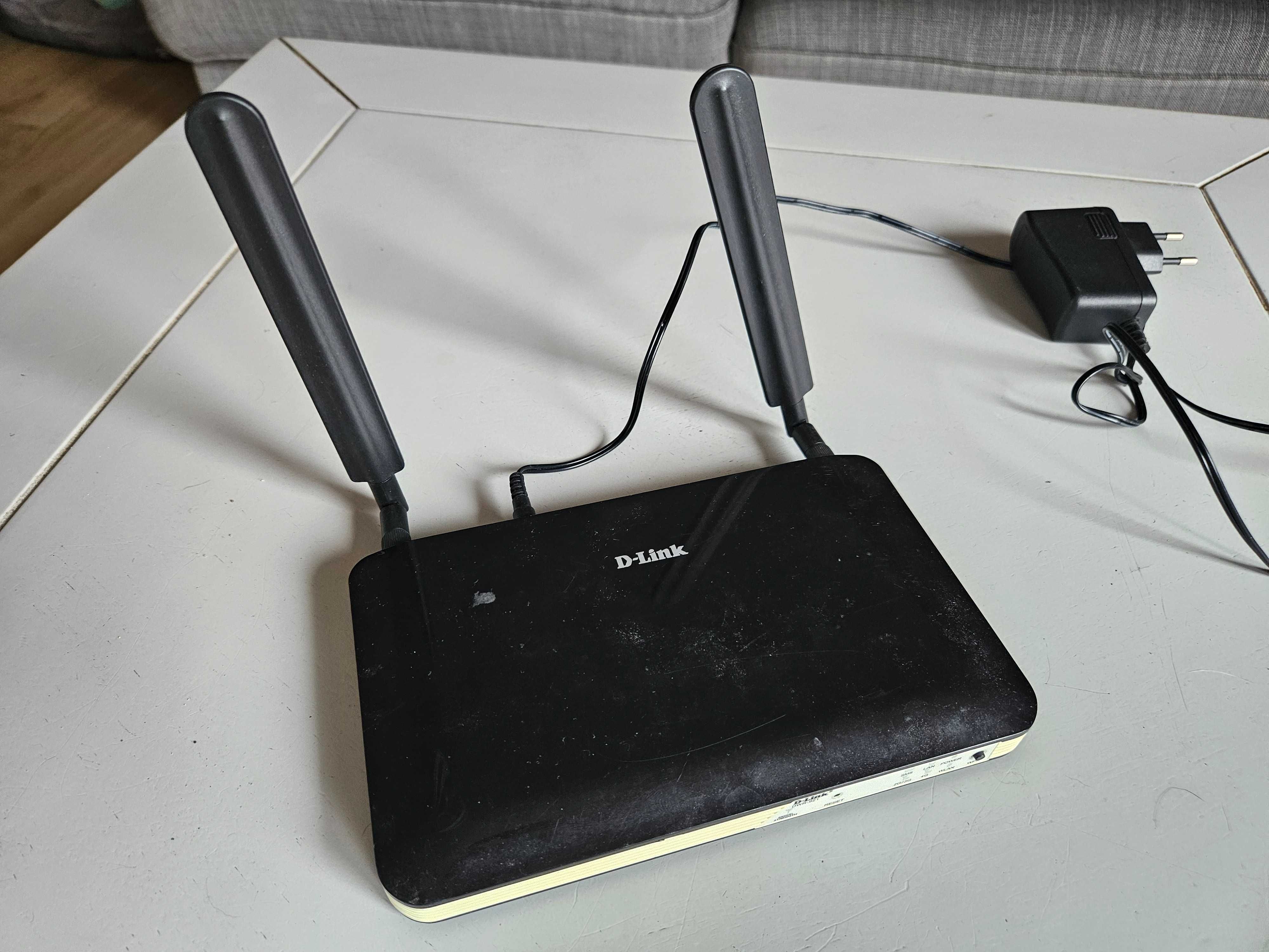 TANIO Router D-link Model DWR-921