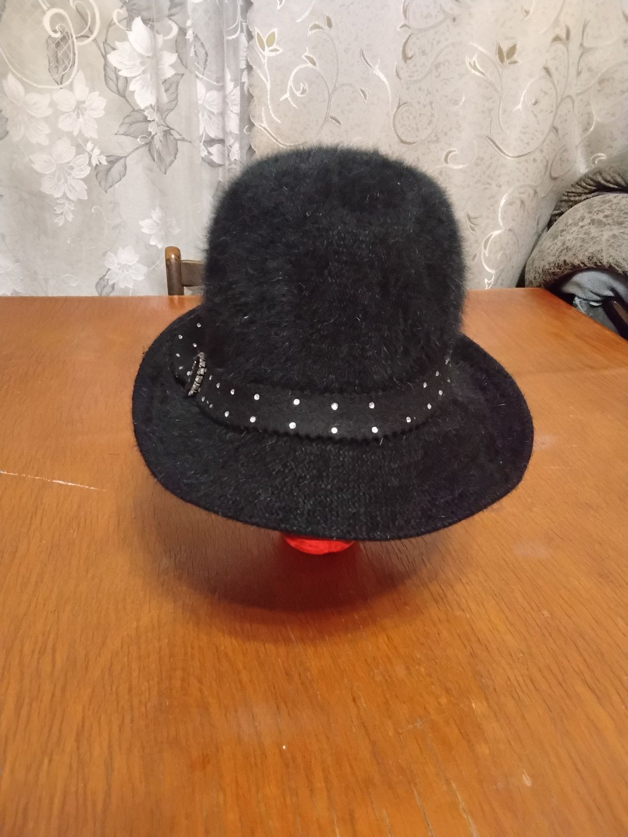 Шапка женская натуральный мех, шляпка ангора
