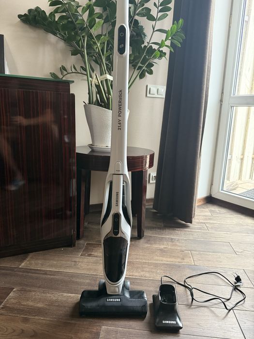 Пылесос 2в1 (вертикальный + ручной) Samsung