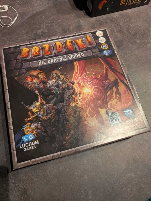 Brzdęk! Nie drażnij smoka