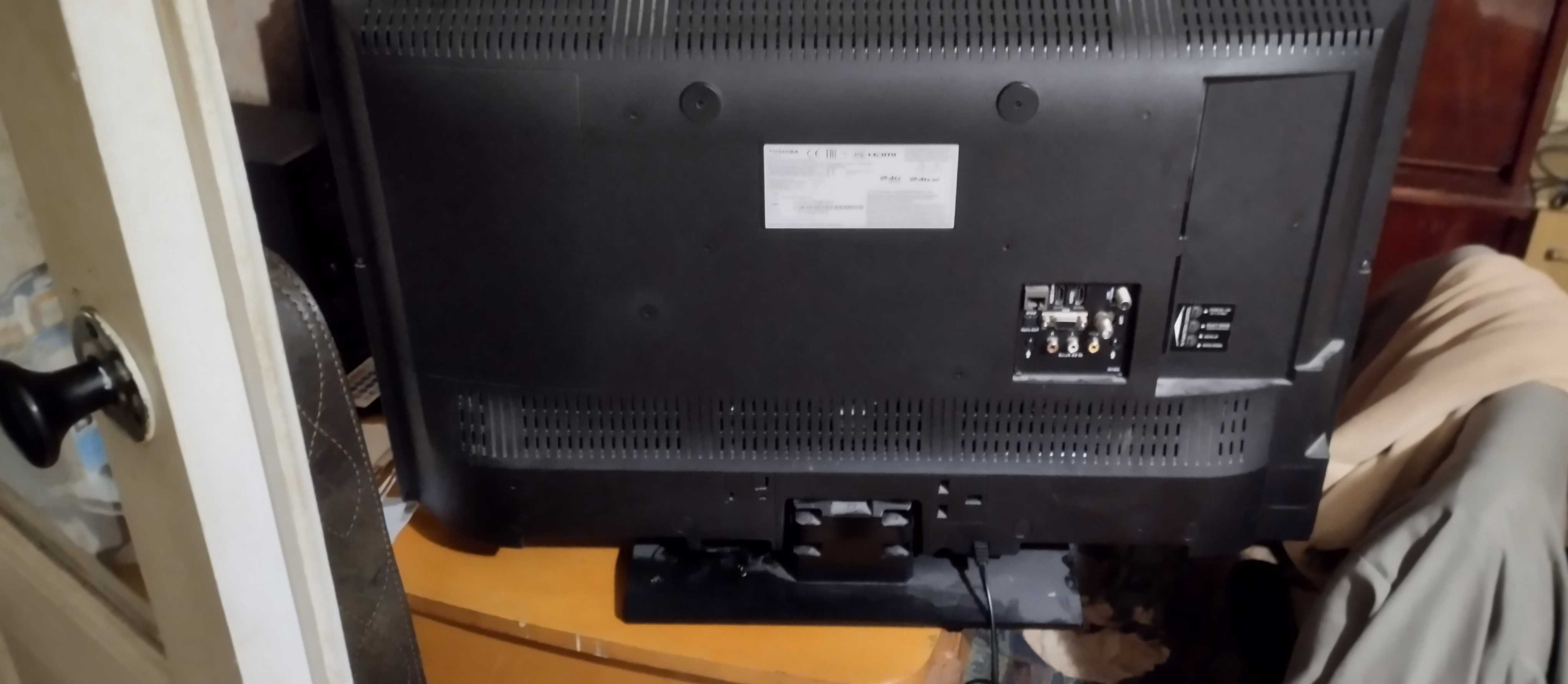 Телевизор Toshiba Тошиба (на запчасти или под ремонт).