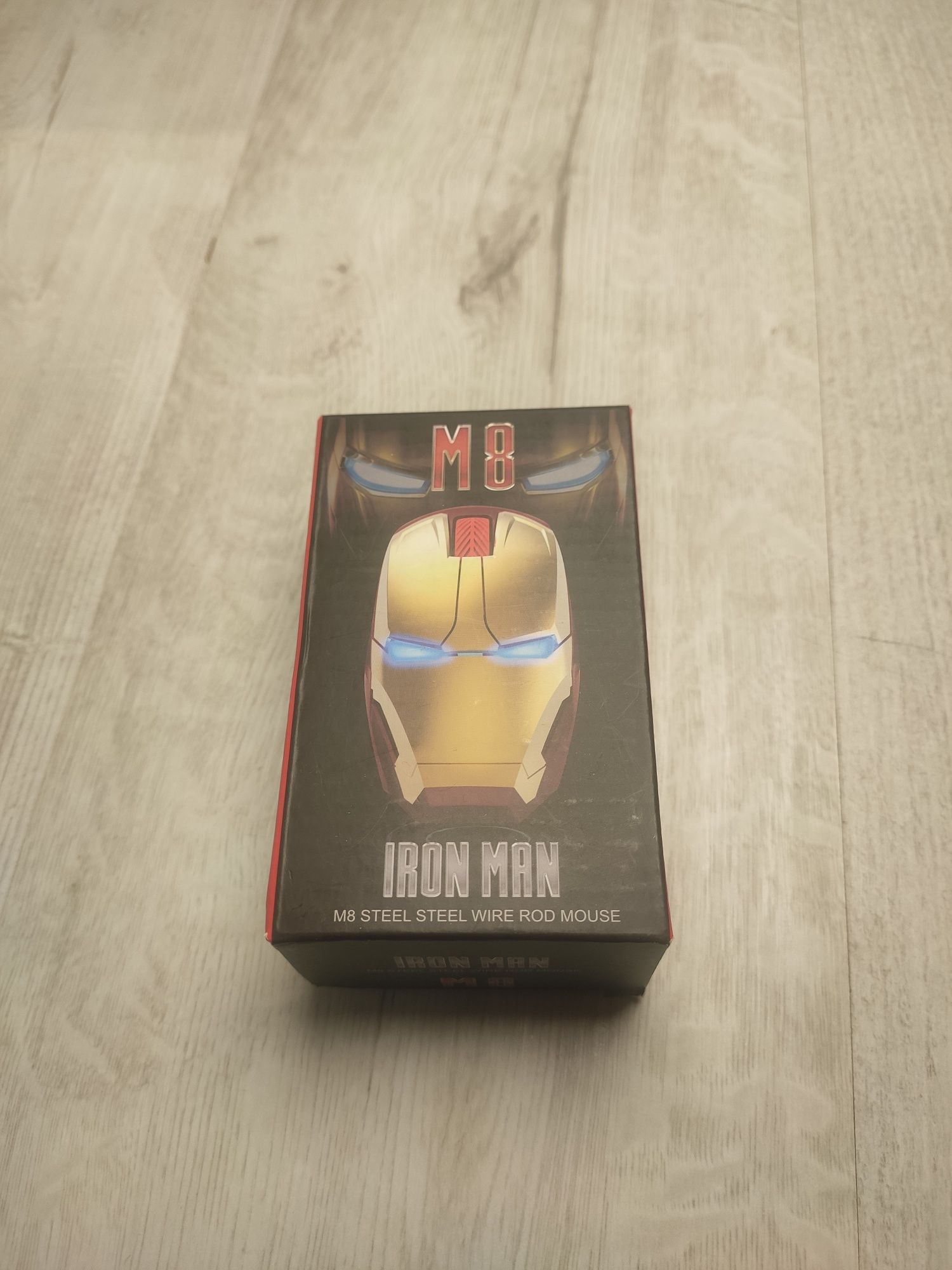 Myszka gamingowa M8 bezprzewodowa Iron Man