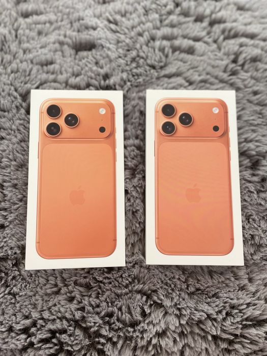 Продам iPhone 17 Pro Max 256GB Cosmic Orange