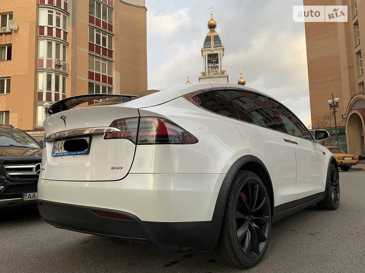 Продам Tesla Model X 90D, 2016, в рассрочку