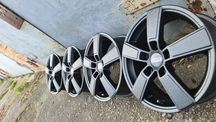 Литые диски R15 5*114.3 (тойота,  сузуки sx4, хонда , лексус )