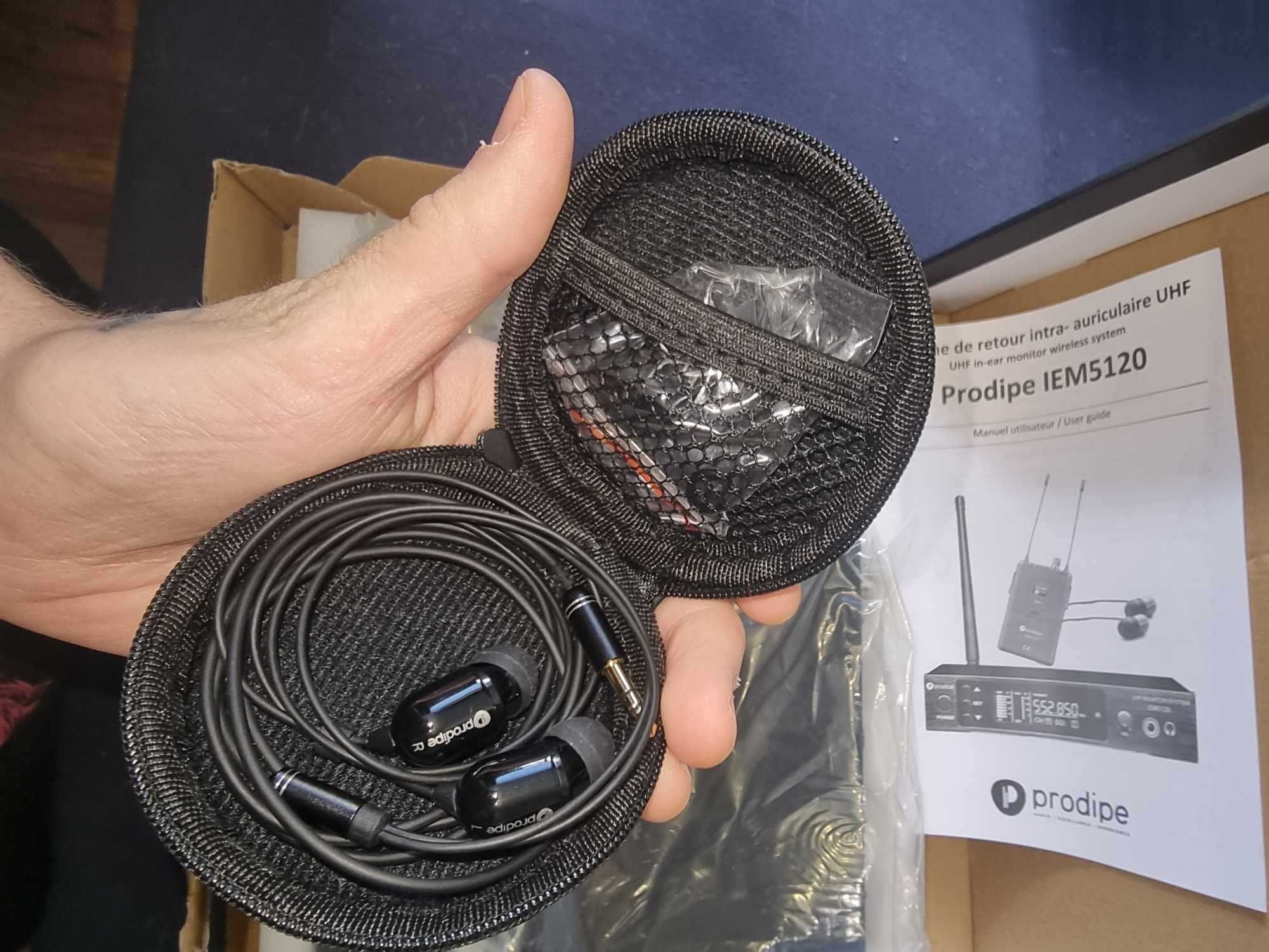 Bezprzewodowy odsłuch słuchawkowy IEM 5120