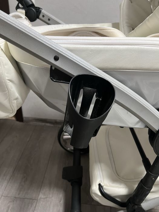 Коляска 2 в 1 Junama Diamond.