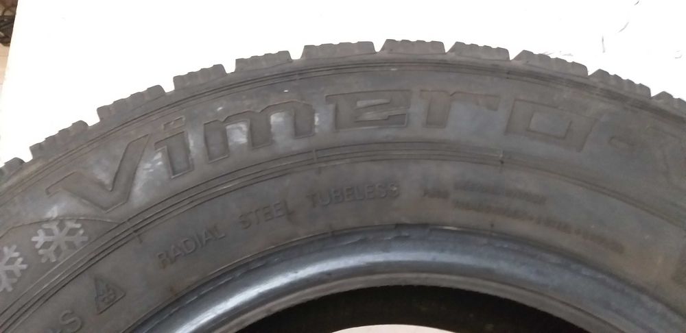 Szt4095F 225/70R15C Premio RI dot.0419