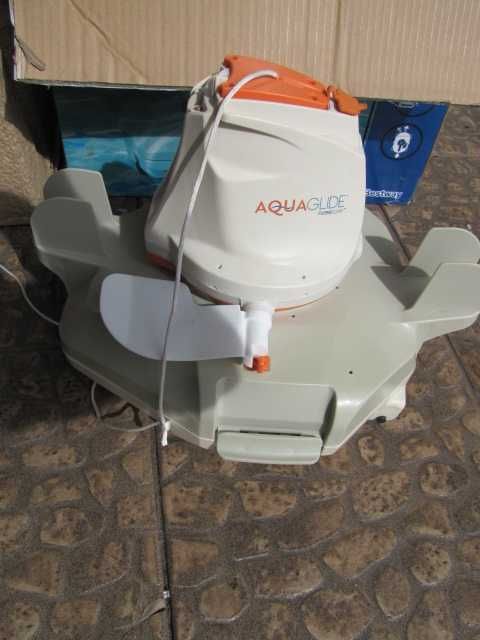 Odkurzacz basenowy do basenu robot akumulatorowy Bestway AquaGlide