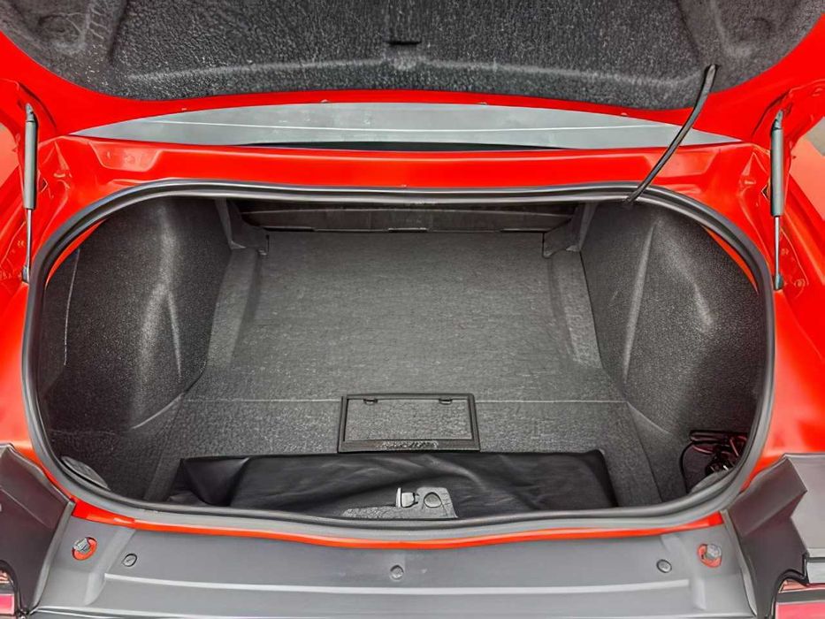 Dodge Challenger      2020