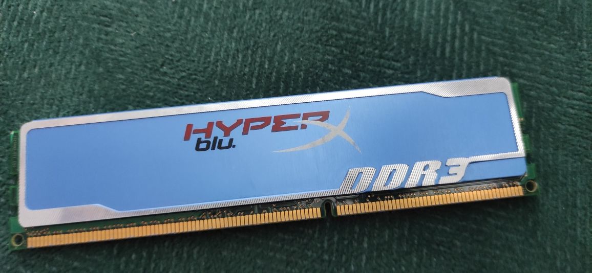 HYPERX 2 GB ram PC3 ddr3