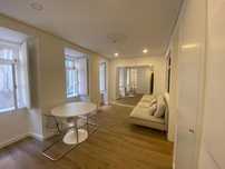 Apartamento T1+1,  totalmente renovado e mobilado no Príncipe Real.