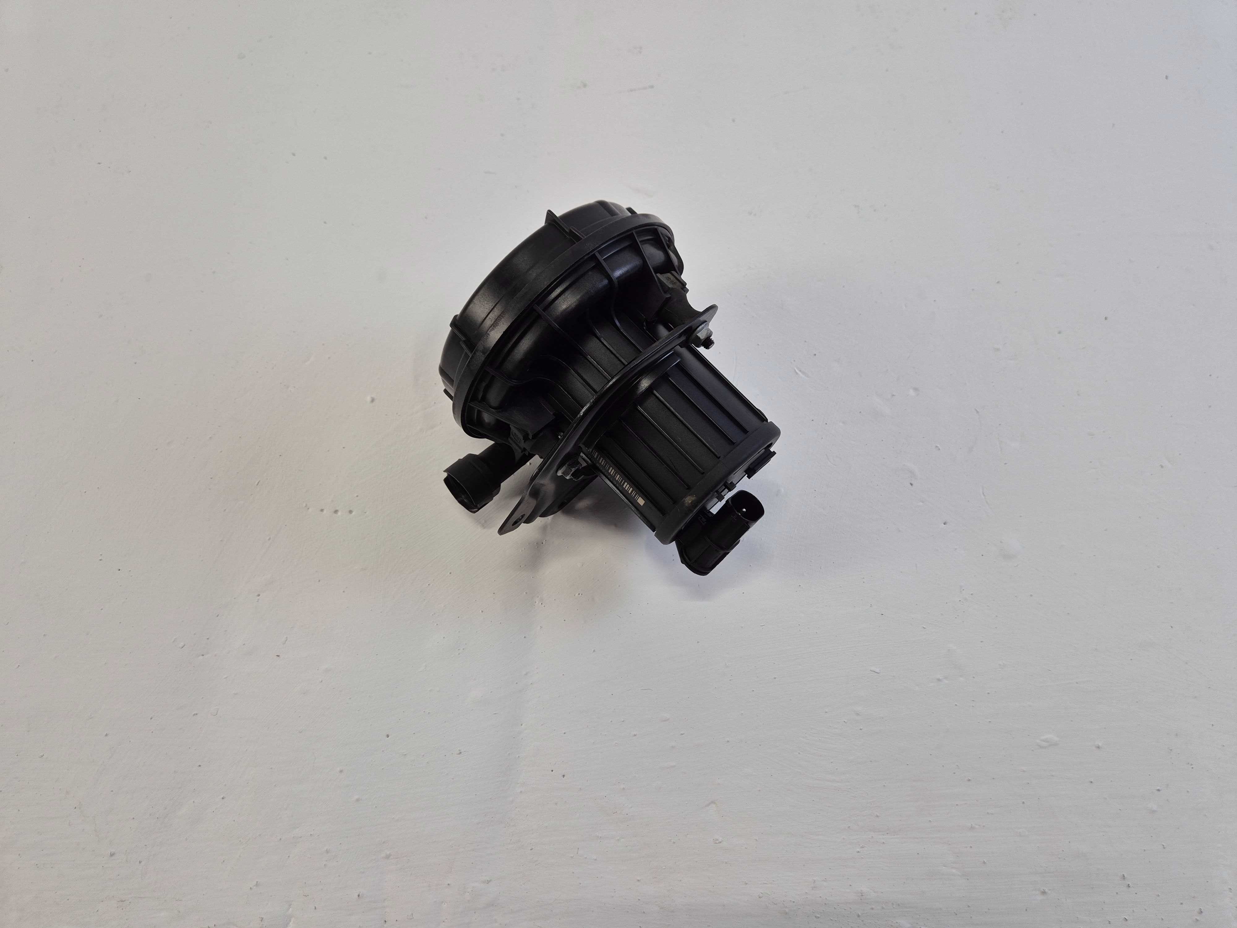 Pompa Powietrza Wtórnego Oryg BMW E46 1.6 1.8 i 2.0 N42 Benzyna PEWNA