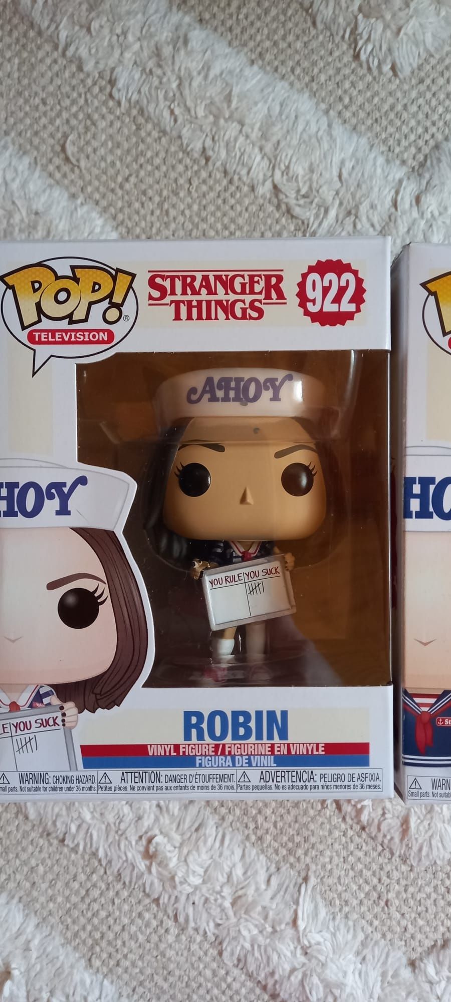 Funko pop Stranger Things Robin e Steve