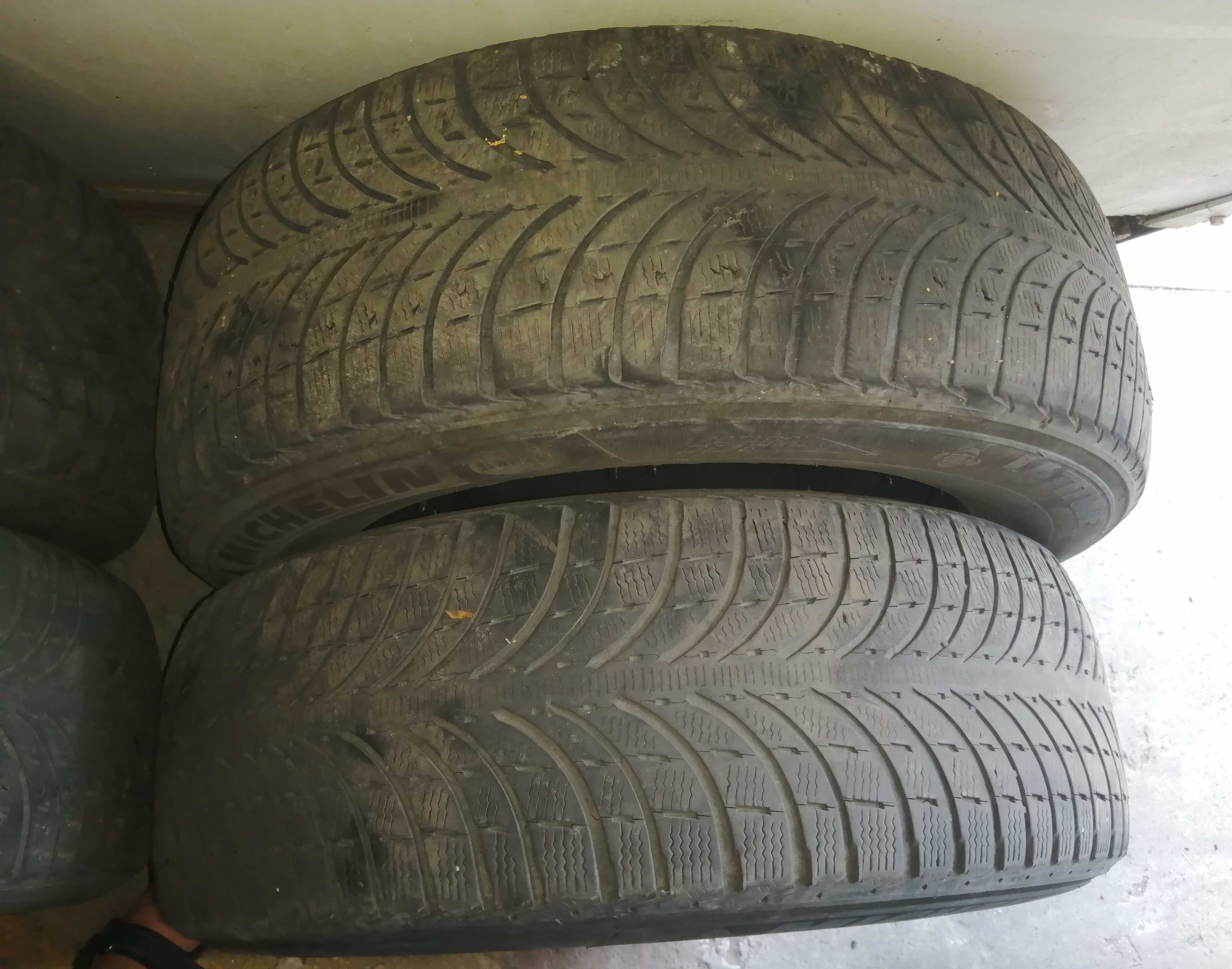 Резина зима 235/65 R17 MICHELIN LATITUDE ALPIN 4 ската