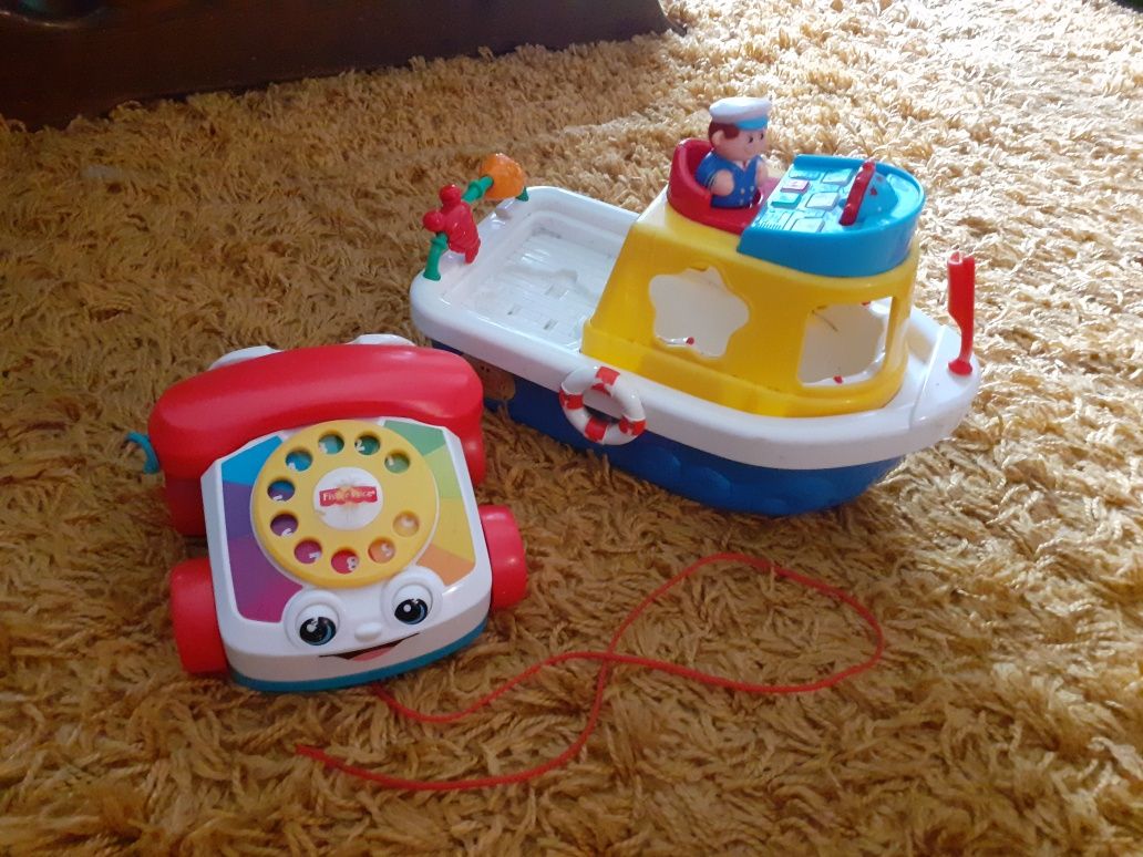 Telefon Fisher Price i statek