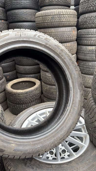 245/45/18 Pirelli Ice Zero FR