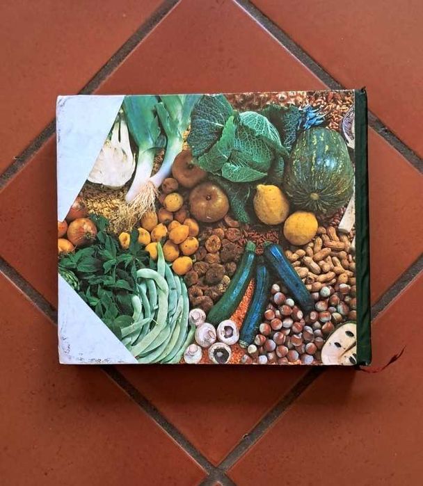 Livro Doze Meses de Cozinha