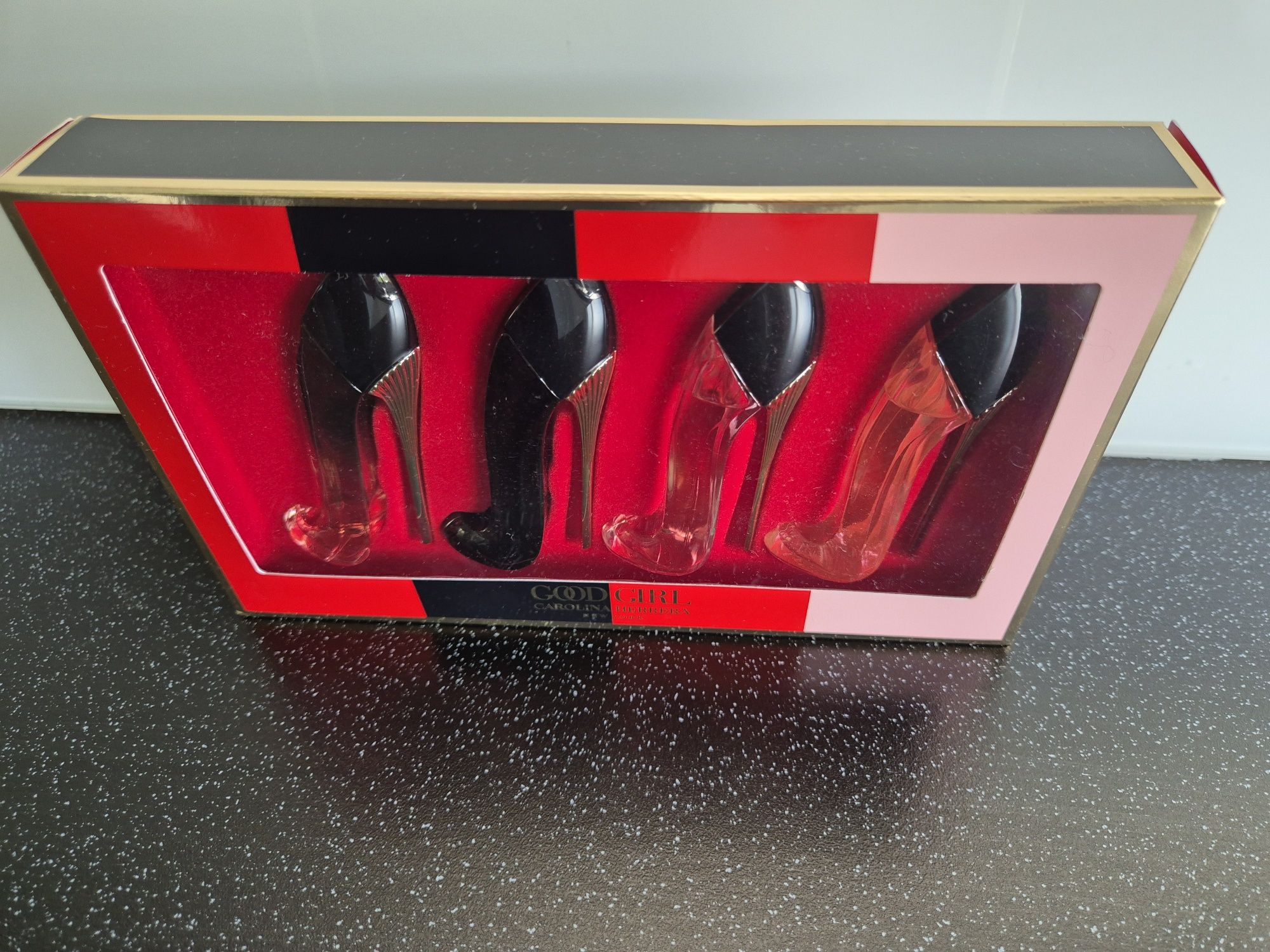 Perfumy Carolina Herrera 4x7ml nowe!