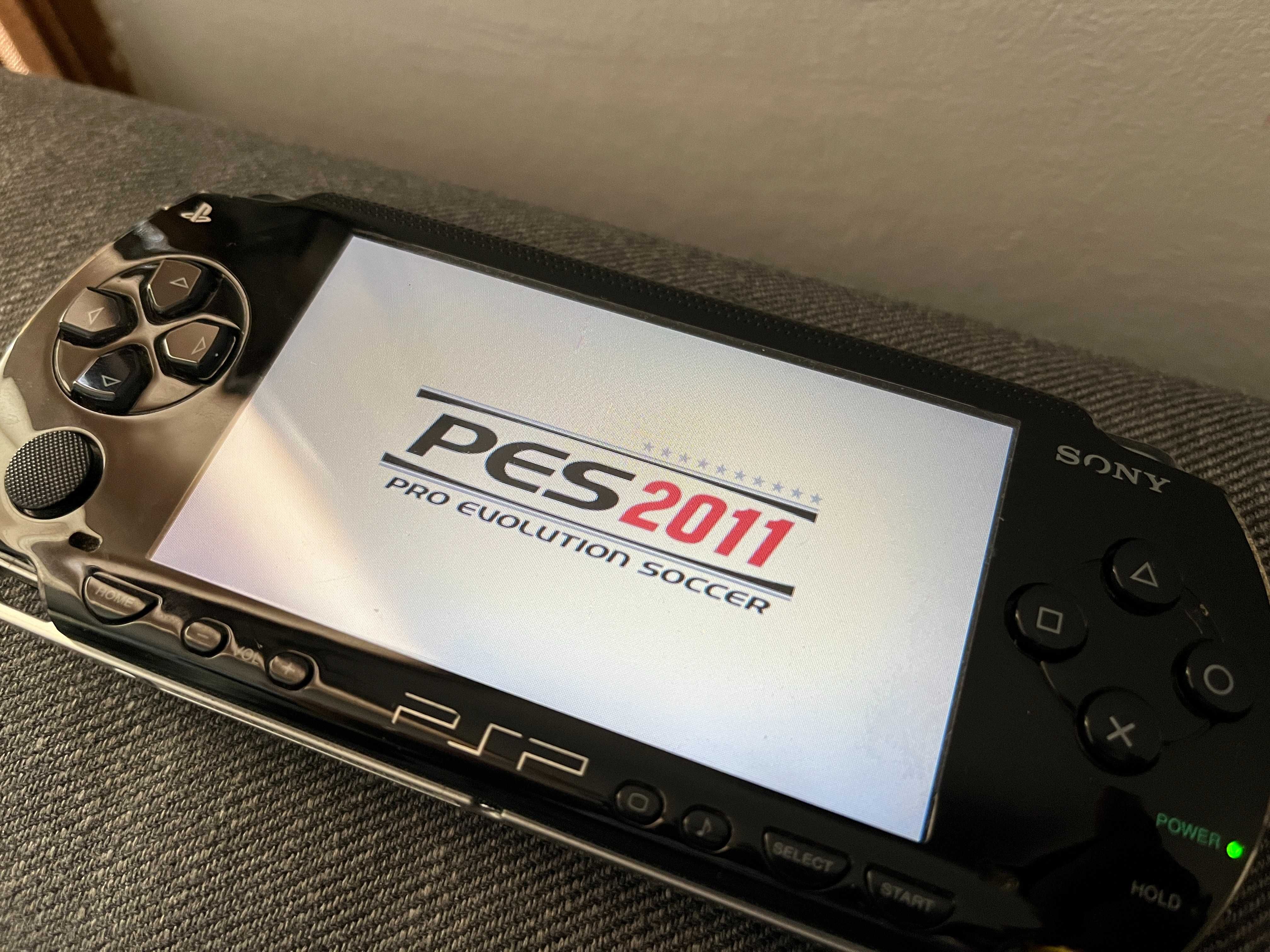 PSP Portátil + 9 Jogos