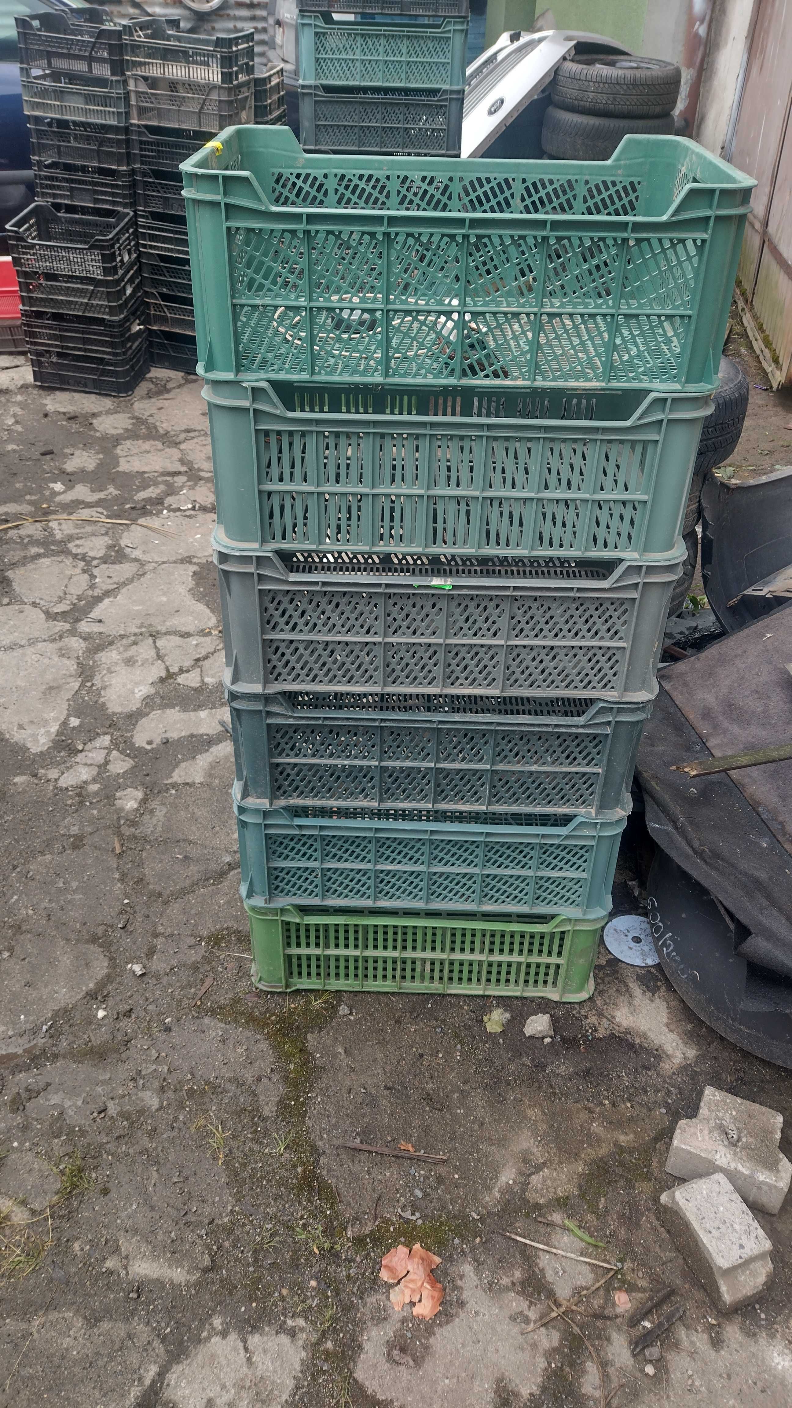 Skrzynki plastikowe na warzywa i owoce