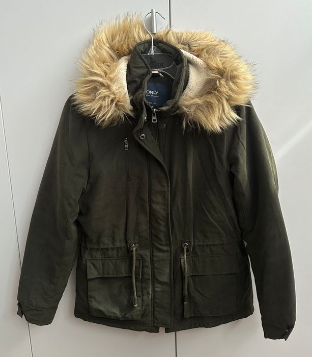 Damska zimowa kurtka khaki r.S only