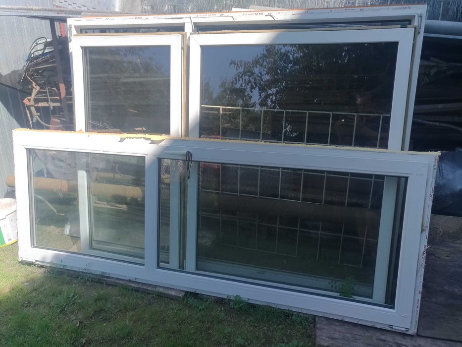 Plastikowe podwójne okna i drzwi tarasowe
