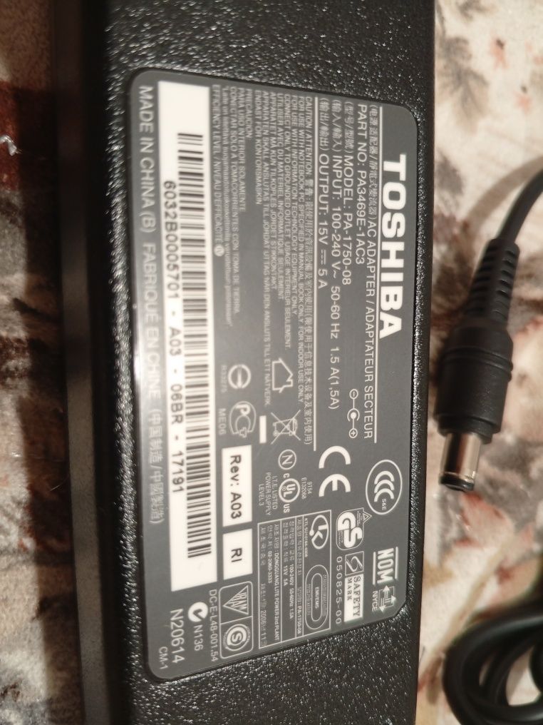 Блок живлення ОРИГІНАЛ TOSHIBA PA-1750-08 (PA3469E-1AC3) 15V 5A 75W