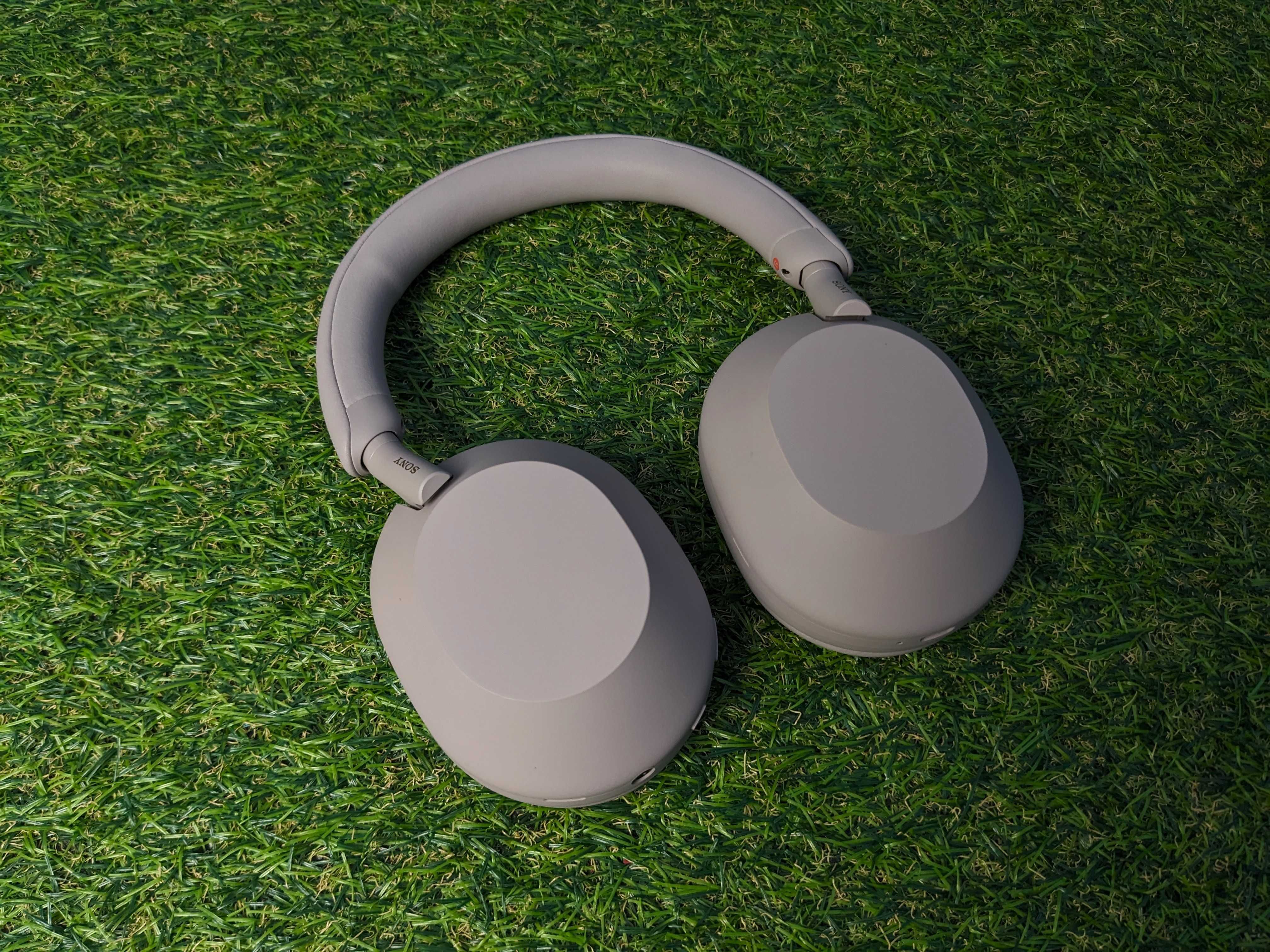 НОВІ навушники SONY WH-1000XM5. Оригінал з США. Колір: Рожевий