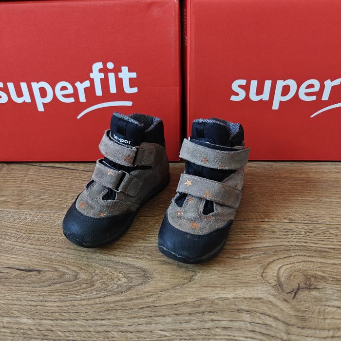 Stylowe trzewiki Mrugała, rozmiar 25 – idealne na jesień i zimę!