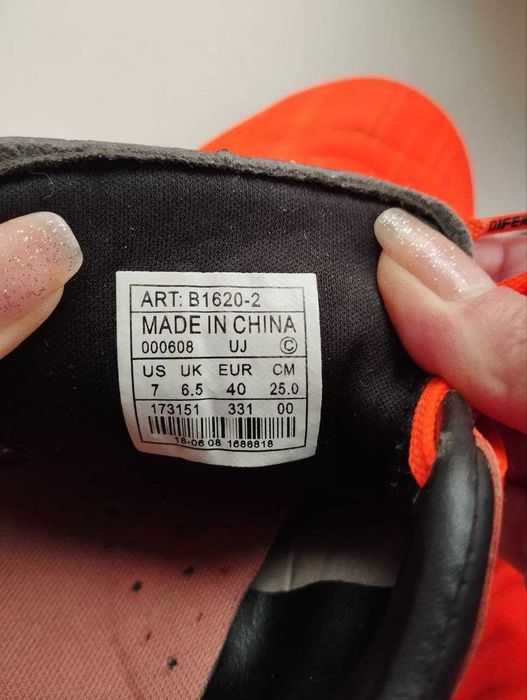 Бутсы, кроссовки, футзалки Difeno ( 40р)