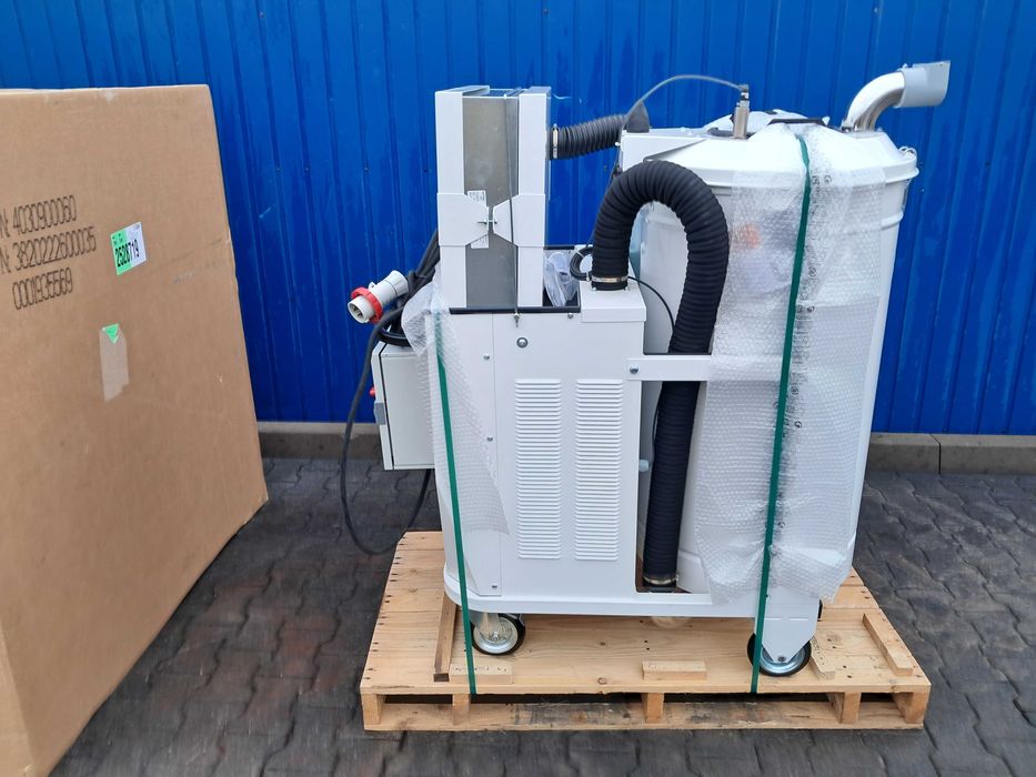 Odkurzacz przemysłowy NILFISK 3507W R | CFM  320 421 R 302 KARCHER