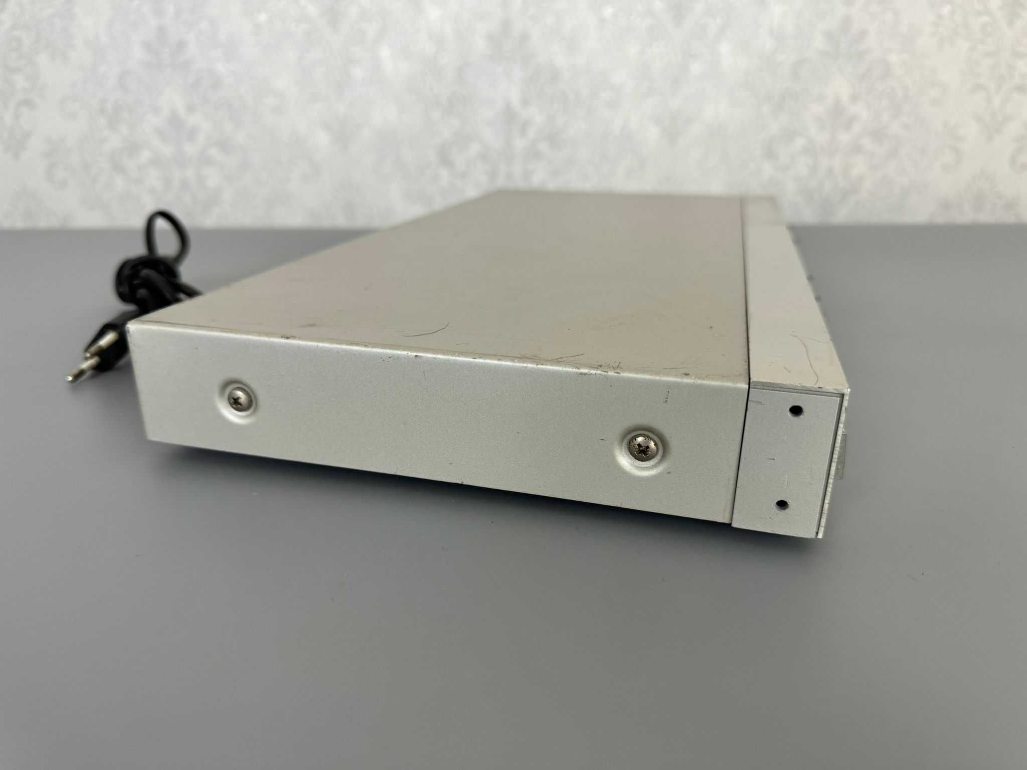 Korektor Equalizer Technics SH-8045 Klasyk