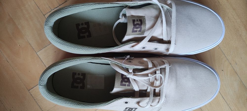 Nowe buty DC Shoes Trase TX w rozmiarze 46 długość 30cm