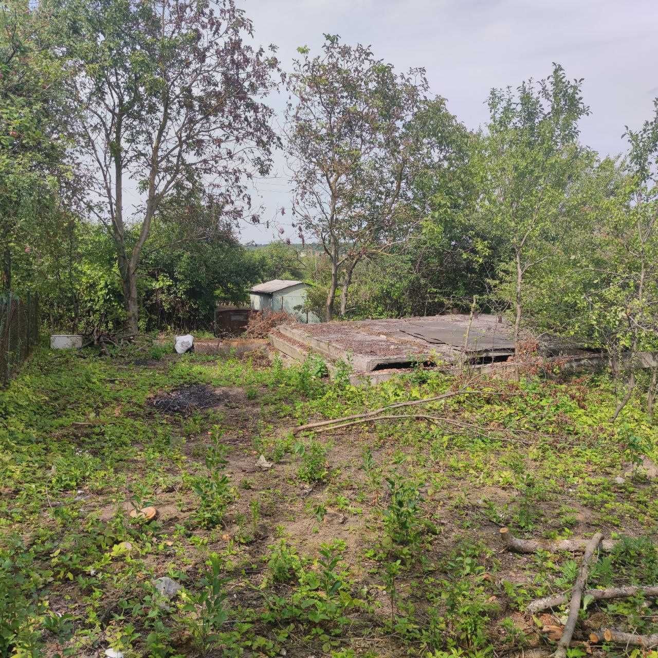 Продам ділянку із фундаментом під забудову Видрові Доли