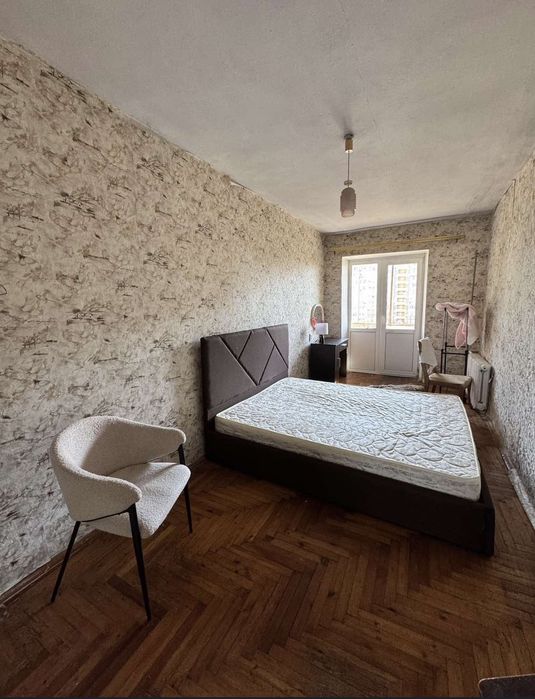 Здається двокімнатна квартира в цегляному будинку в центрі Черкас