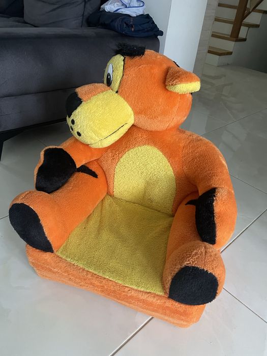 Rozkładany pluszowy fotel Tygrys