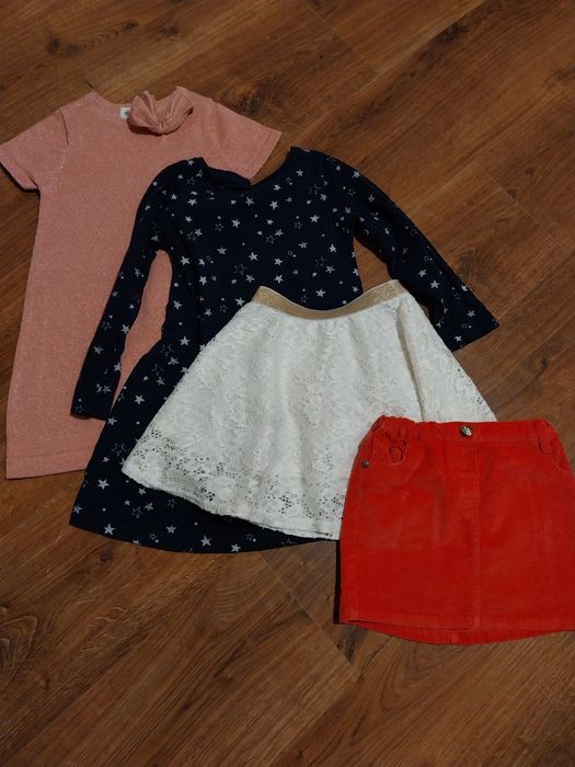 Zestaw ubrań rozm. 104