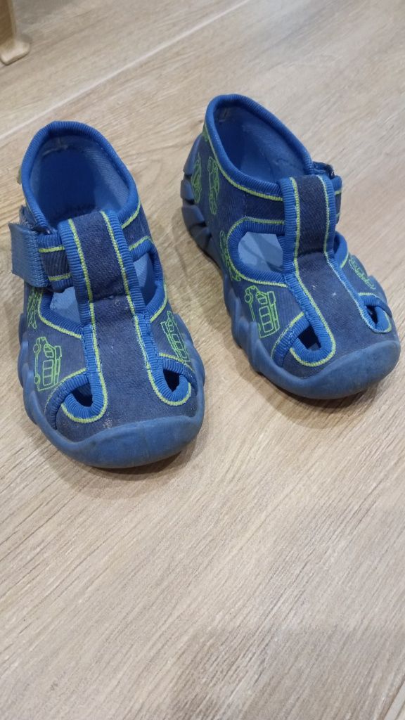 Buty befado kapcie rozmiar 20 dla chłopca