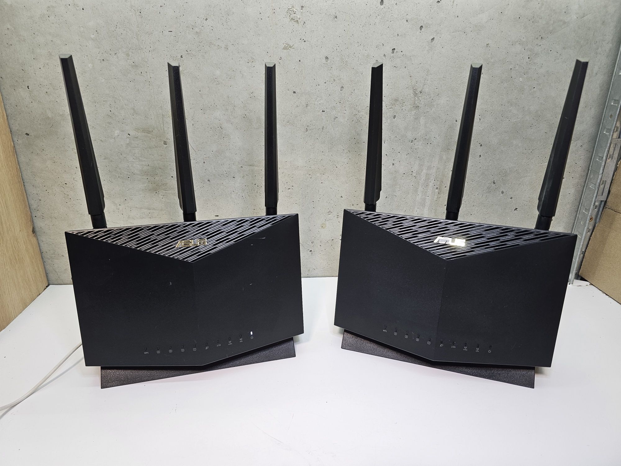 Акція! Безпровідний маршрутизатор ASUS RT-AX86U Pro (WiFi 6, AIMesh)