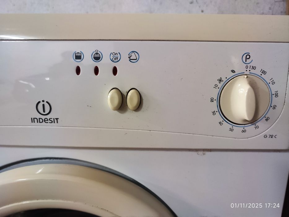 Máquina secar roupa